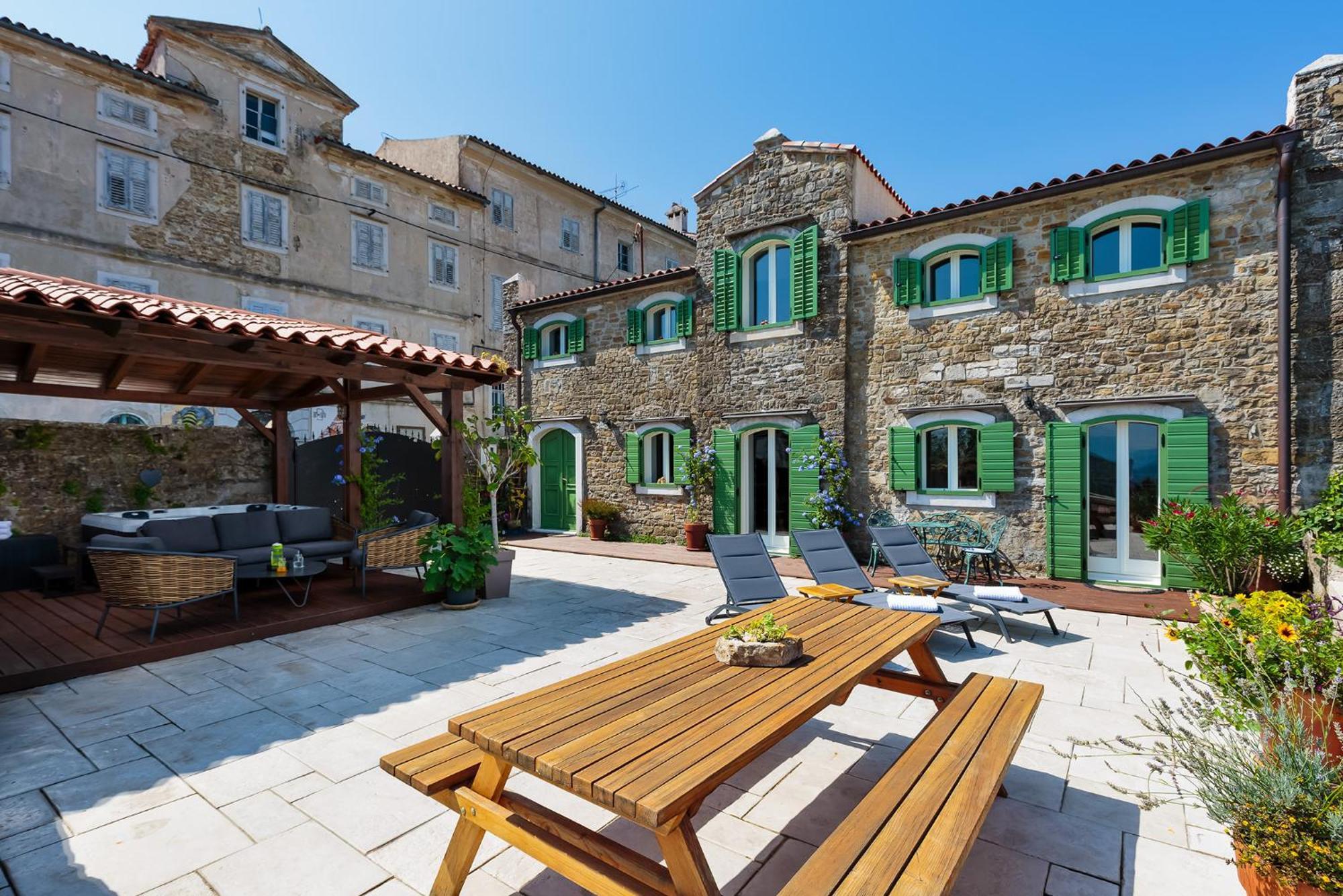 Casa Histria Villa โมโตวุน ภายนอก รูปภาพ